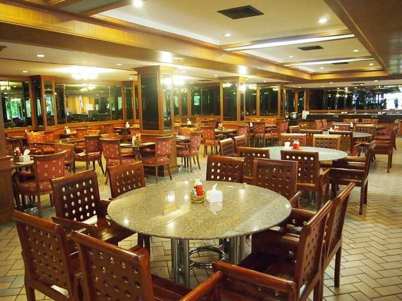 Jomtien Holiday Pattaya Hotel Exterior photo